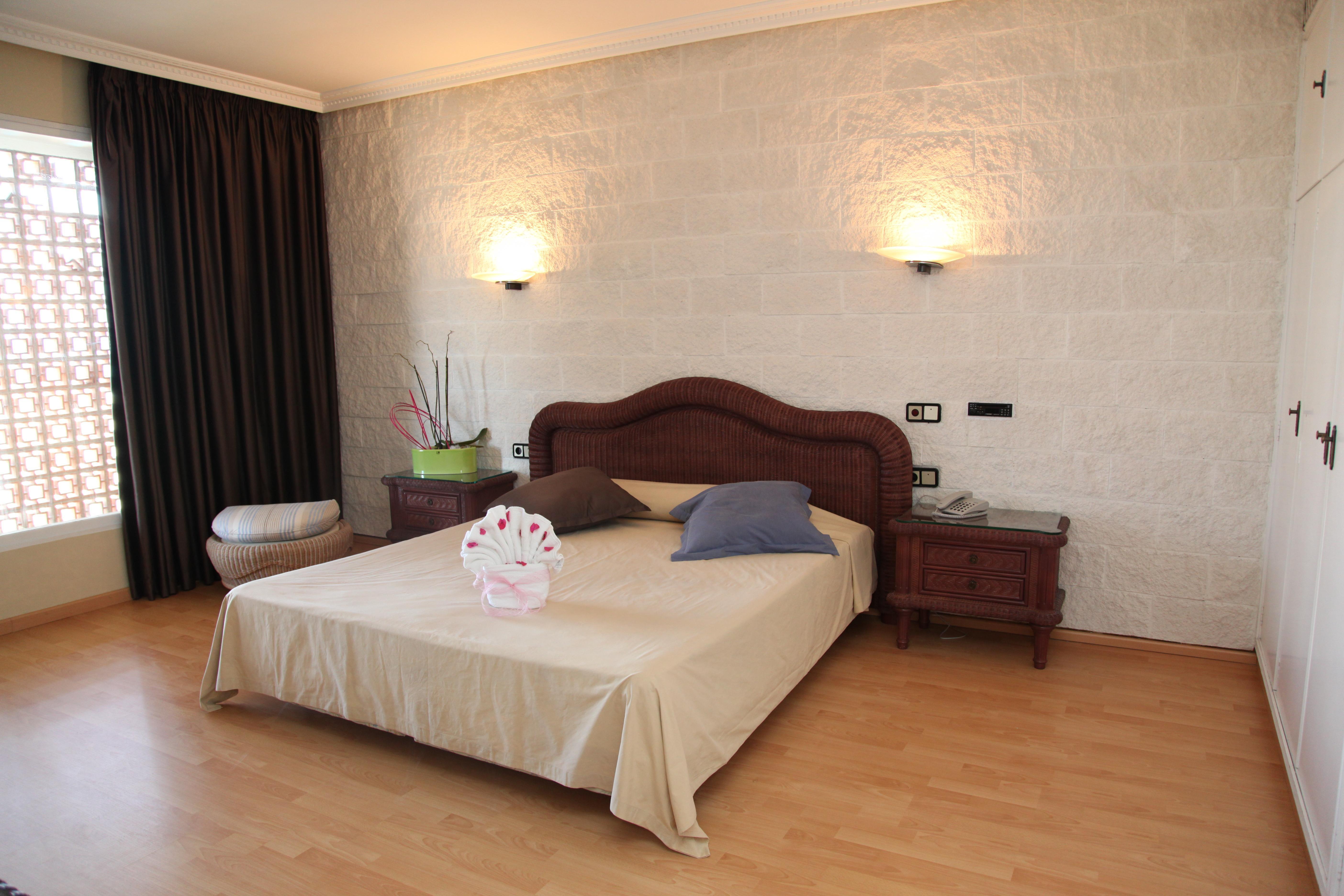 4R Gran Europe Hotel Coma-ruga Bagian luar foto