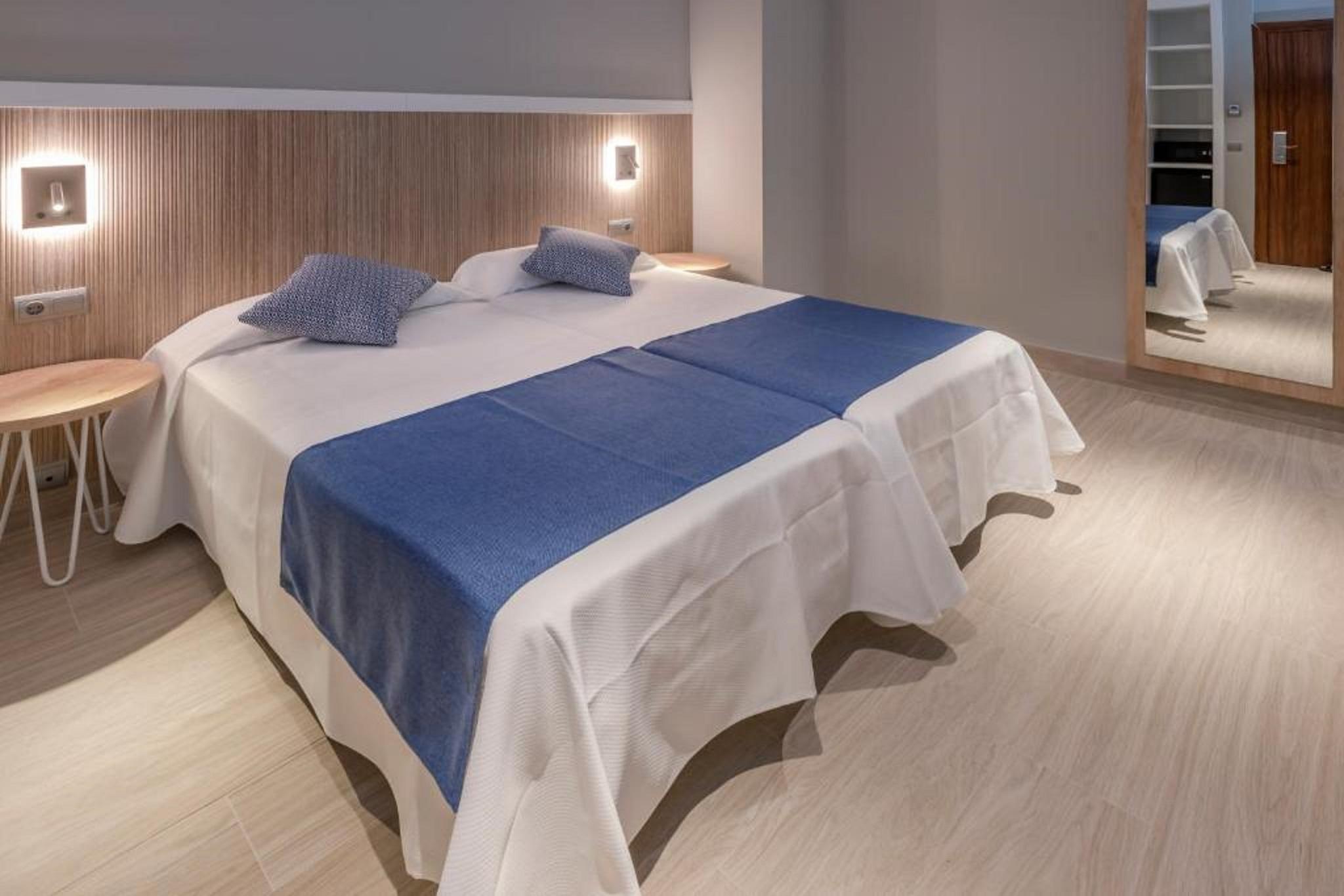 4R Gran Europe Hotel Coma-ruga Bagian luar foto
