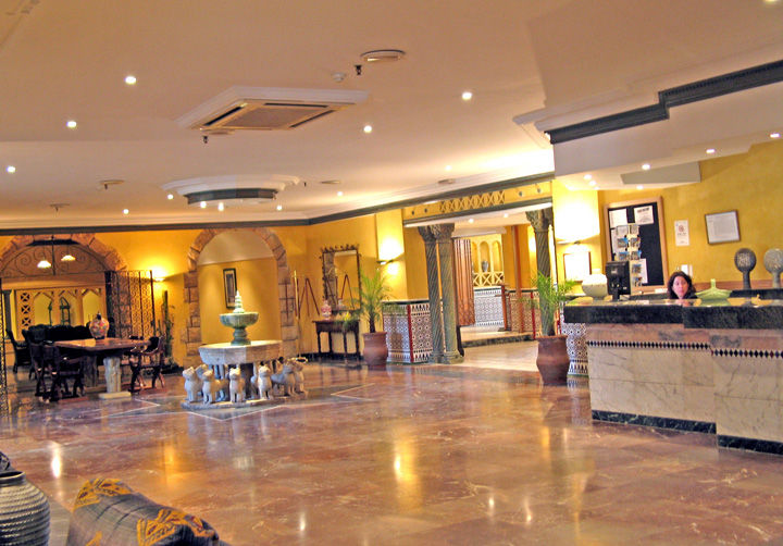 4R Gran Europe Hotel Coma-ruga Bagian luar foto
