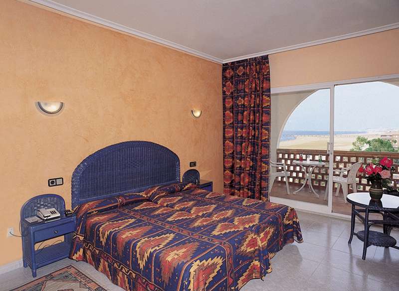 4R Gran Europe Hotel Coma-ruga Bagian luar foto